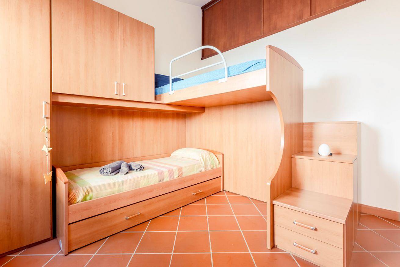 Entire apartment, Guesthost - Casa Asia a Chia in Chia, Domus De Maria