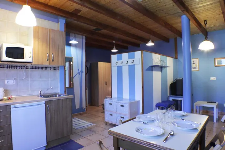 Apartamento de vacaciones para 2 personas, con jardín además de terraza y vistas - 1