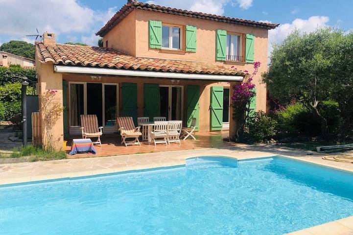 Villa pour 10 personnes, avec terrasse et jardin - 1