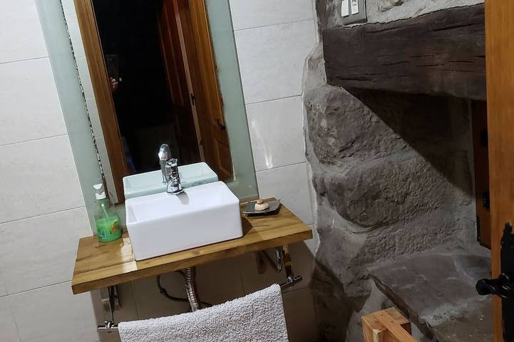 Cabaña del Río in La Pedrosa, San Roque de Riomiera