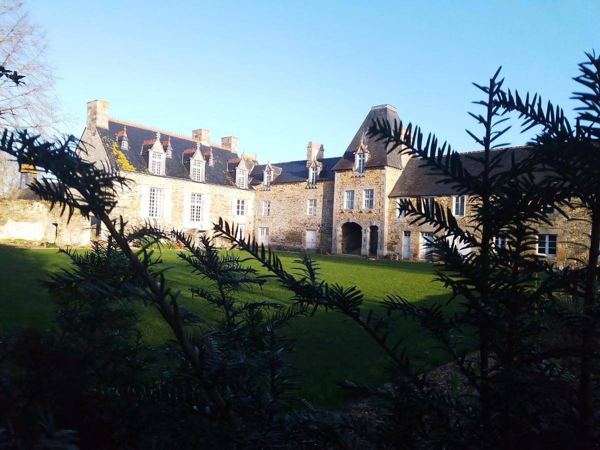 Domaine du Manoir de Vains in Vains, Baie du Mont-Saint-Michel