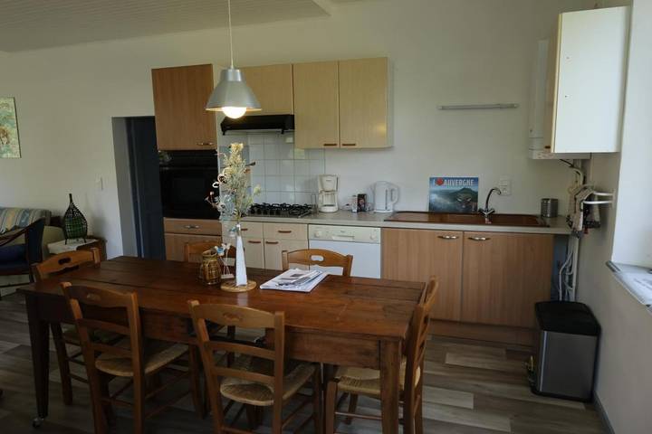 Location de vacances pour 2 personnes, avec jardin et terrasse, animaux acceptés à Saint-Jean-des-Ollières - 4