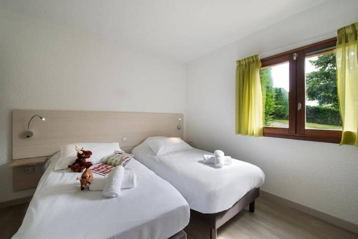 Club vacances pour 4 personnes, avec vue et jardin en Auvergne - 4