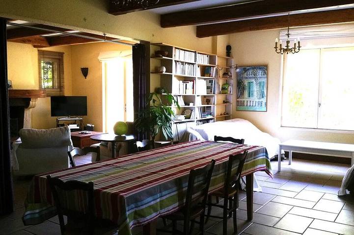 Location de vacances pour 8 personnes, avec jardin et terrasse à Savasse - 3