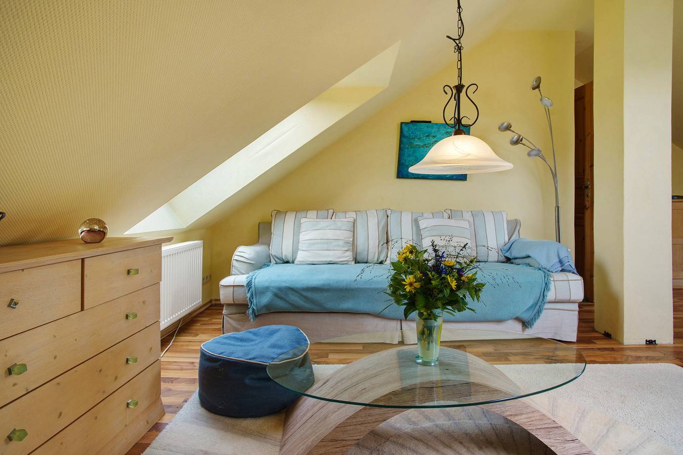 Ganze Wohnung, Ferienwohnung 'Ullo's Schwalbennest' mit privater Terrasse, Gemeinschaftsgarten und Wlan in Lütow, Usedomer Norden