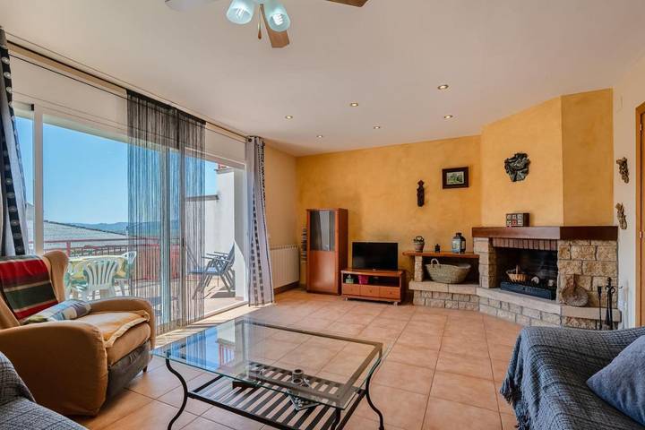 Location de vacances pour 8 personnes, avec jardin et vue à Oliana - 4