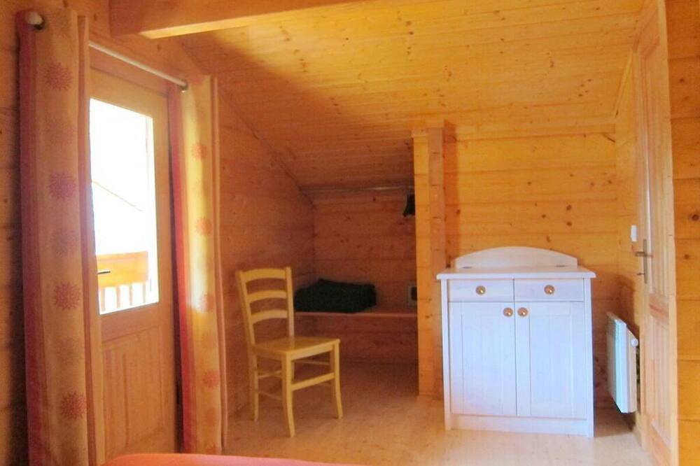 Chalet familial au cœur de la forêt landaise avec wifi in Bias, Côte d’Argent
