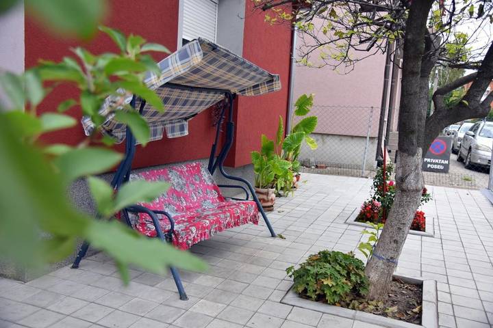 Gîte pour 7 personnes, avec terrasse et vue à Kladovo - 4