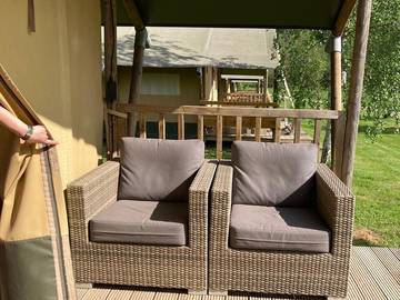 Glamping voor 5 Personen in Sainte-Sigolène, Centraal Massief, Afbeelding 3