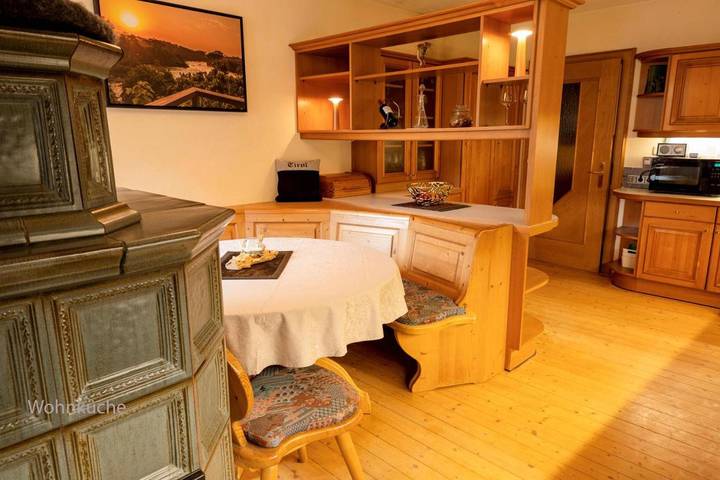 Ferienwohnung für 4 Personen, mit Balkon und Terrasse sowie Ausblick in Reutte