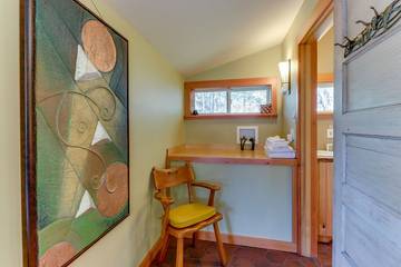 Vacation Apartment for 2 Guests in San Juan Islands, Orcas Island, Picture 4