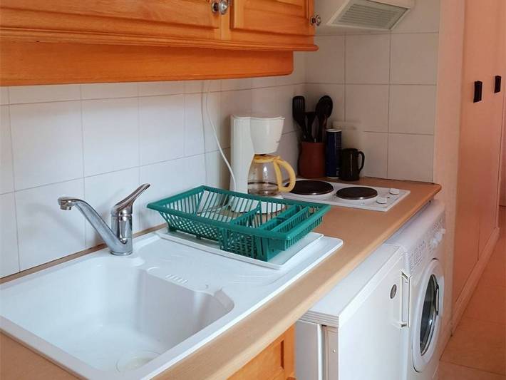 Gîte pour 5 personnes, avec terrasse dans Plage des Pins - 4