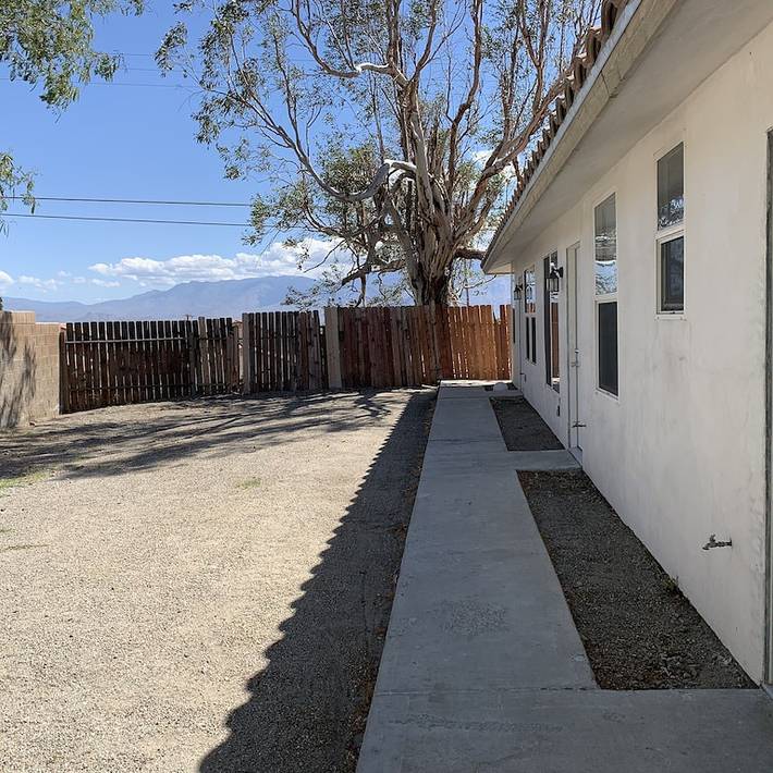 Vacation rental for 2 people, with pets in Desert Hot Springs