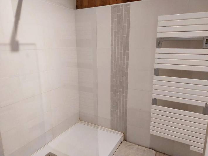 Location de vacances pour 10 personnes, avec jardin ainsi que terrasse et piscine à Marcillac-Saint-Quentin - 3