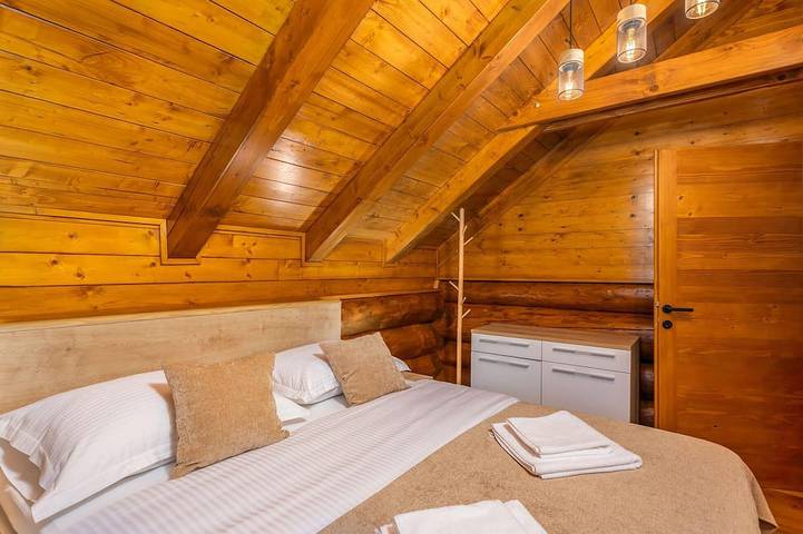 Luxuriöses Haus in Fuzine mit Sauna in Fuzine, Primorje-Gorski Kotar