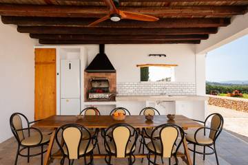 Villa in Santa Eulària des Riu, Ibiza Osten für 6 