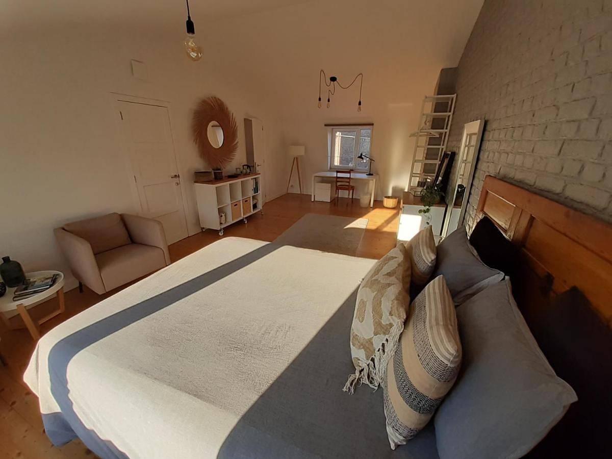 Ganze Ferienwohnung, Office des bons enfants in Huy, Lüttich und Umgebung
