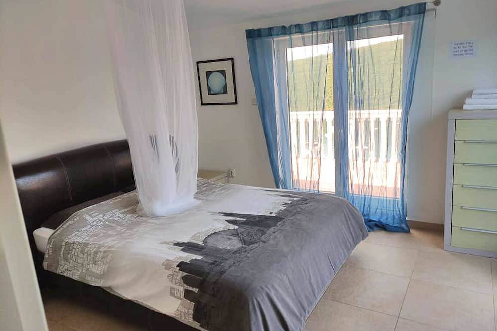 Vila Nada – umwerfende Villa, 4 Schlafzimmer, privater Pool, toller Meerblick in Opština Kotor