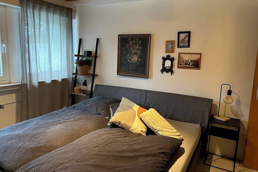 Ganze Wohnung, Ferienwohnung Wermelskirchen Tente 100qm mit Garten in Wermelskirchen, Rheinisch-Bergischer Kreis