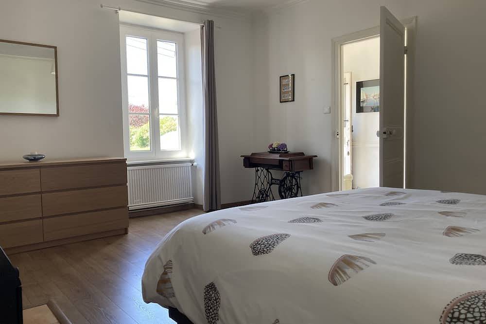 Gîte de caractère, calme, proche Gr34, Wifi in Paimpol, Côte de Goëlo