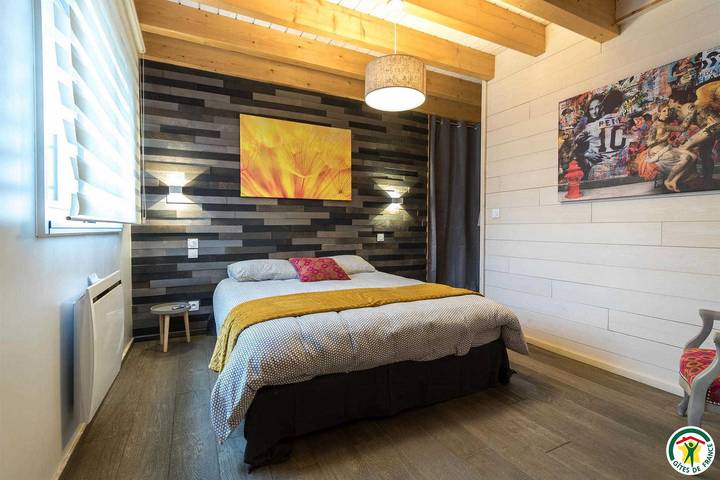 Gîte pour 6 personnes, avec terrasse et jardin à Saint-Mamet - 4