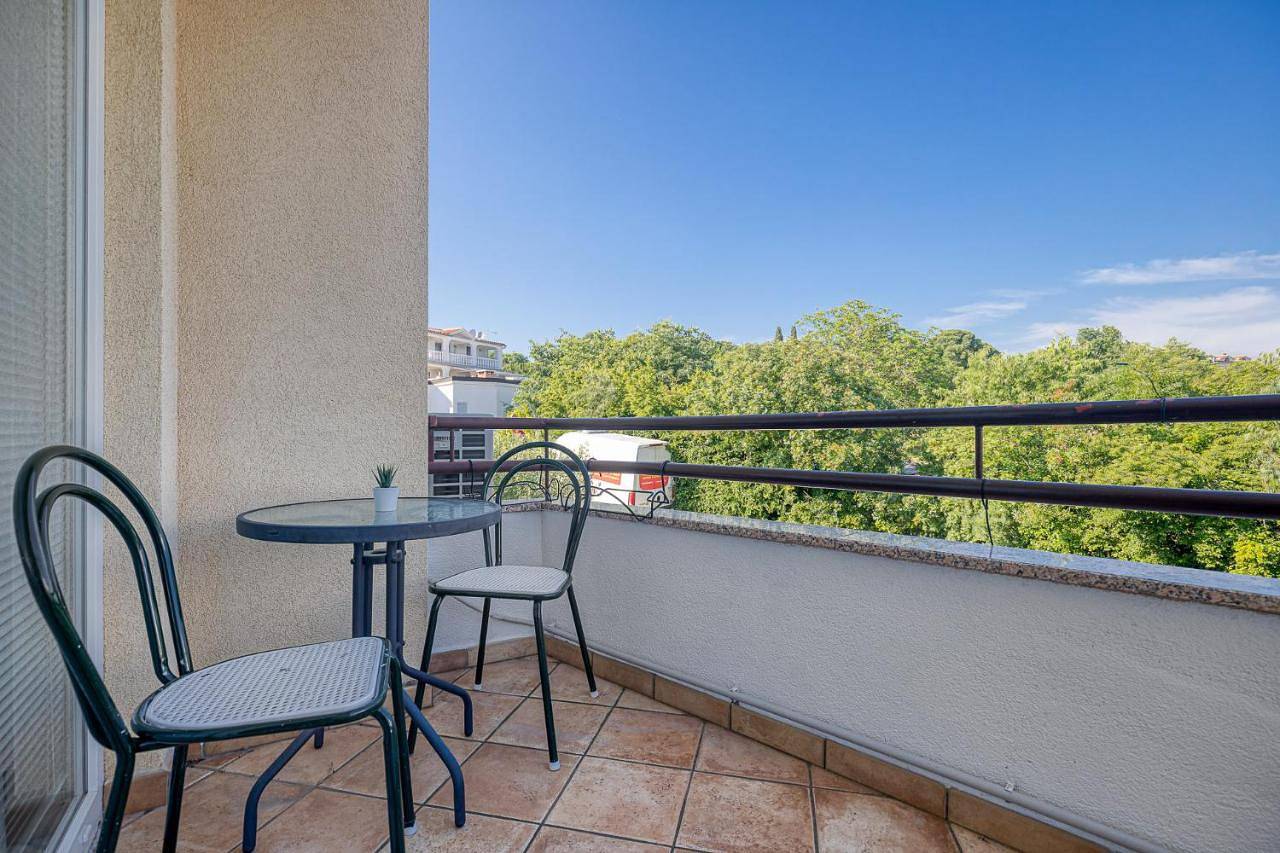 Ganze Wohnung, Apartment with Balcony in Musalez, Porec und Umgebung