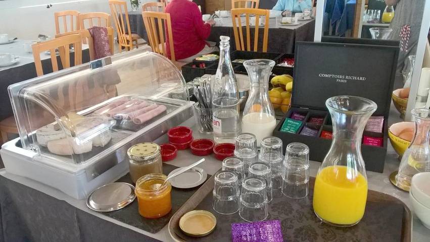 Hôtel pour 2 personnes, avec piscine et sauna ainsi que vue et jardin, animaux acceptés à Bellevaux - 4