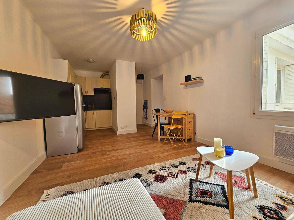 Appartement entier, T2 au calme, proche mer, idéal couple ou télétravail in Saint-Laurent-de-la-Salanque, Côte d'Améthyste
