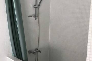 Gîte pour 4 personnes, avec jardin et terrasse à Cenon
