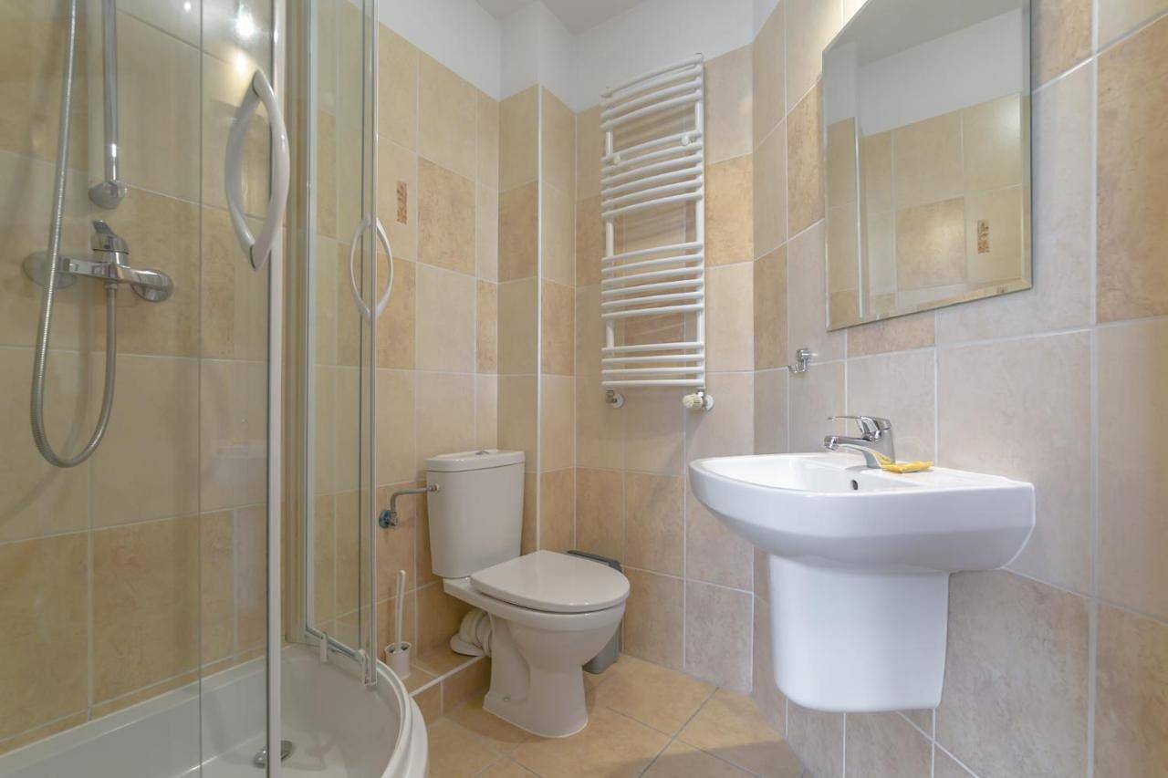 Willa Sudety blisko szlaków górskich i wyciągów narciarskich, prywatny bezpłatny parking in Karpacz, Sudety (Polska)