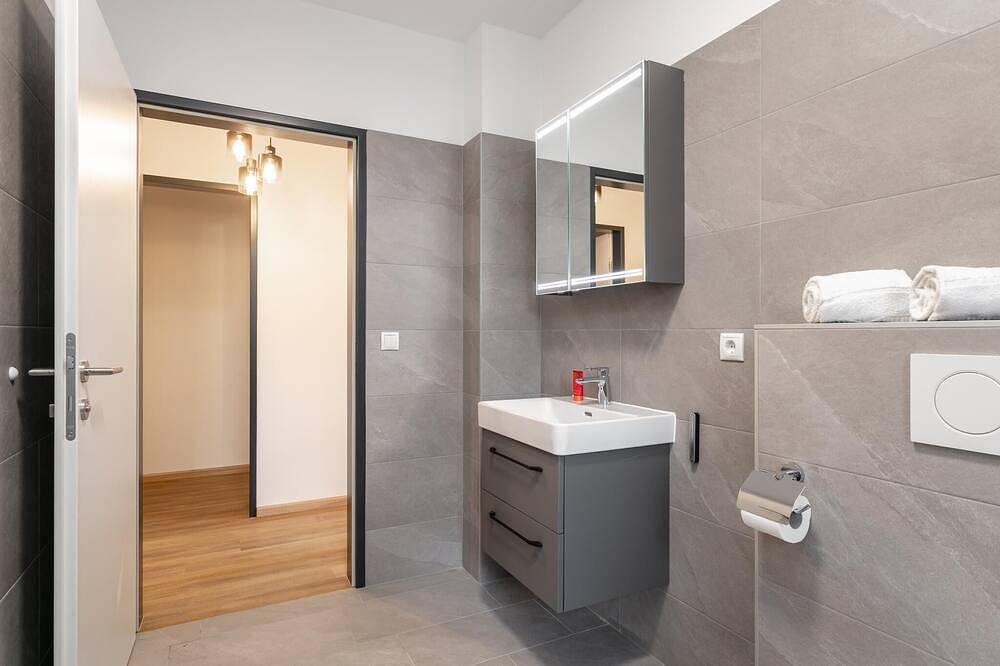 Geheel appartement, Stijlvol vakantiewoning in centrum van Jenbach in Jenbach, Bezirk Schwaz