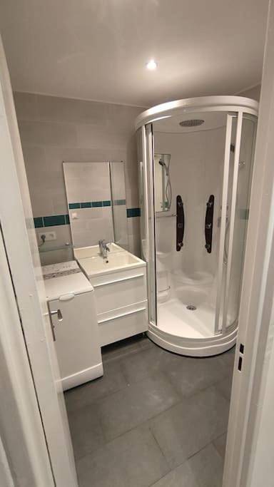 Gîte pour 6 personnes, avec vue dans Meudon-la-Forêt - 4