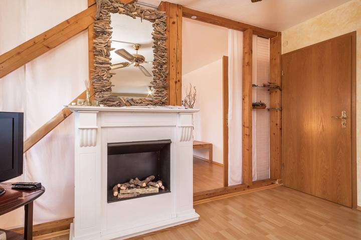 Apartamento entero, Apartamento abuhardillado "Tasoli" con vistas a la montaña y balcón in Lindau, Suabia (Baviera)