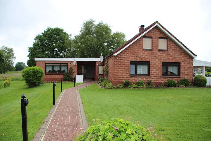 Ferienwohnung für 2 Personen, mit Terrasse und Garten in Ostrhauderfehn