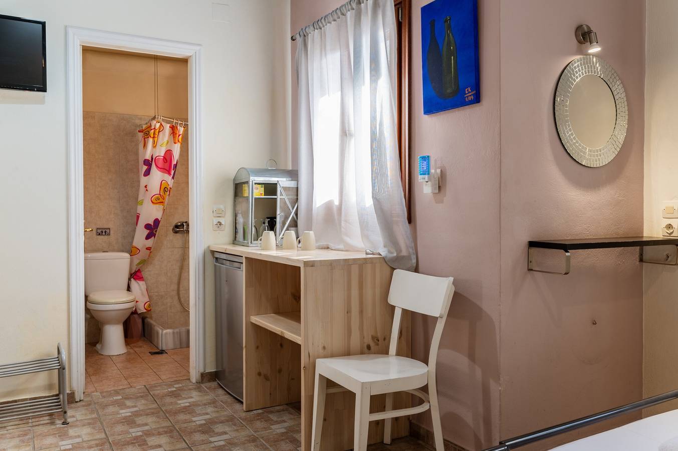 Studio 'En Tino 2' avec terrasse partagée, Wi-Fi et climatisation in Tinos