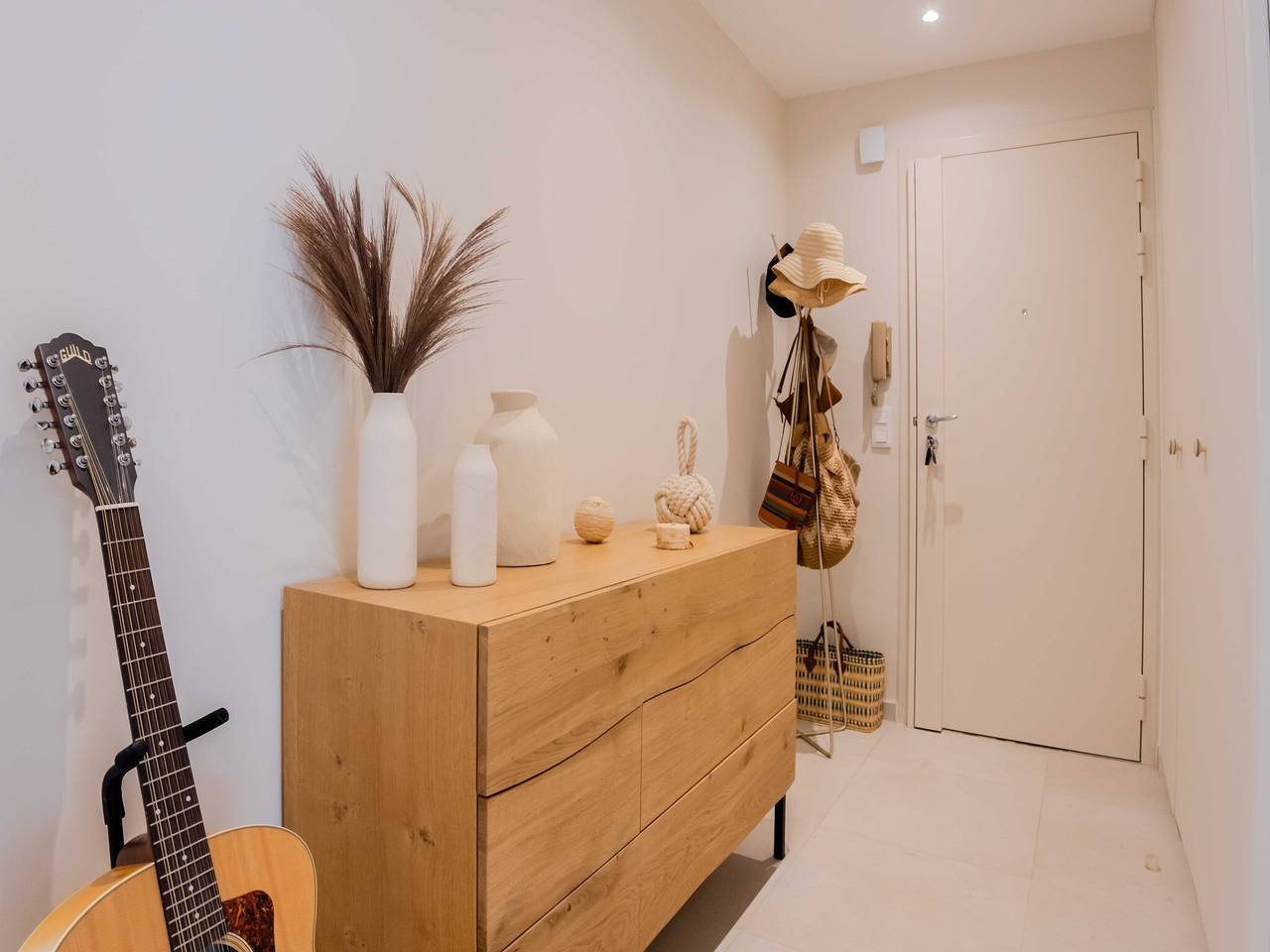 Appartement entier, Appartement lumineux et climatisé avec vue sur mer - Antibes in Antibes, Côte méditerranéenne (France)