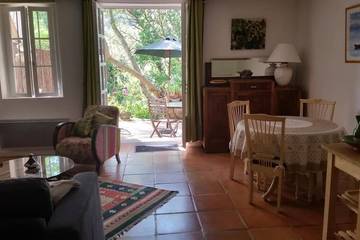 Gîte pour 2 personnes, avec terrasse et jardin, animaux acceptés à Lagrasse
