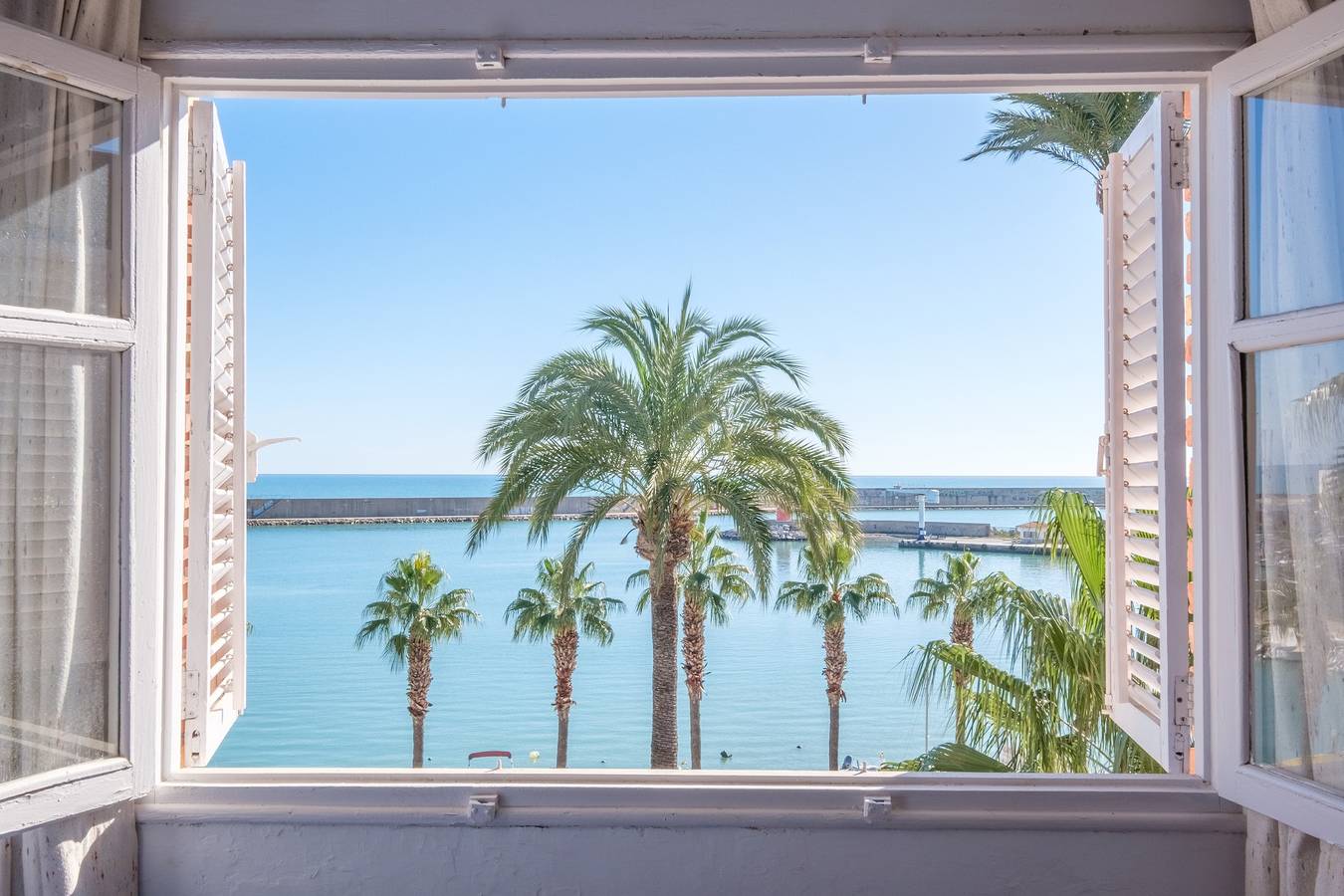 Appartement entier, Appartement "Las Palmeras 4" avec vue sur la mer, terrasse privée et balcon. in Benicarló, Costa del Azahar