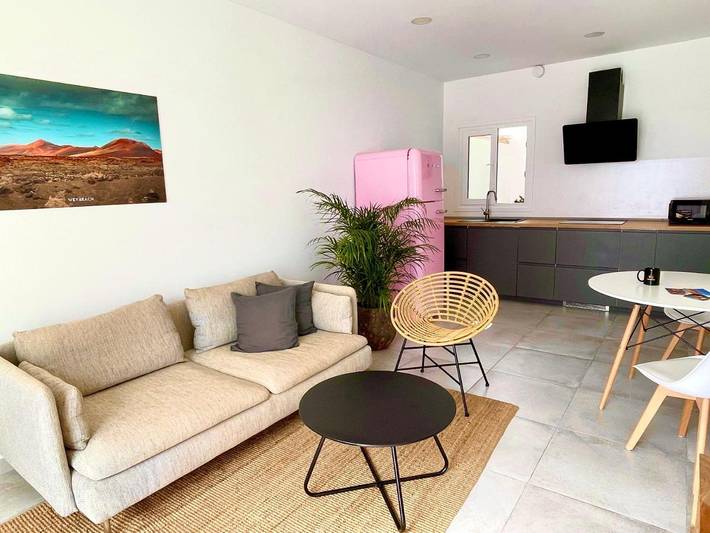 Gîte pour 2 personnes, avec terrasse à La Santa - 3