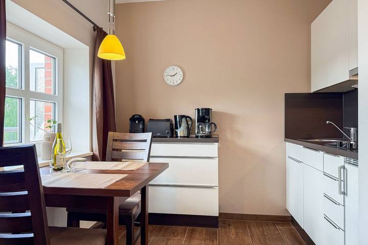 Ferienwohnung für 2 Personen, mit Balkon in Döse - 2