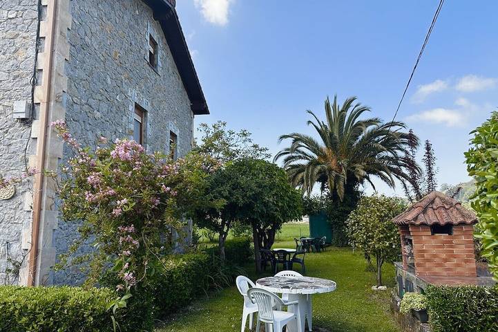 Holiday apartment for 6 people, with pets - 1