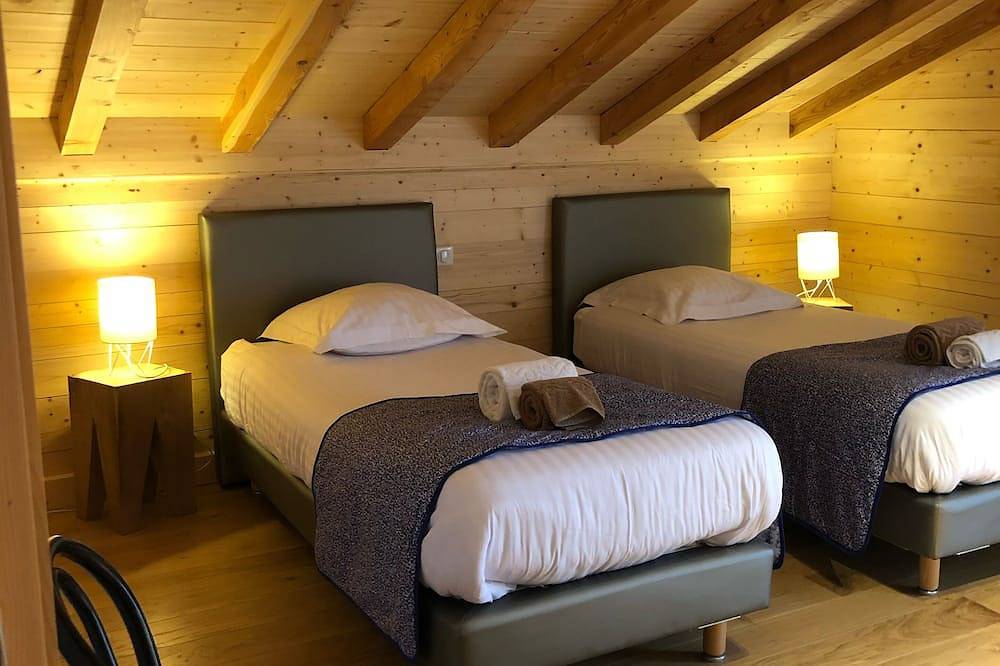 Gehobenes Chalet am Fuße der Grand Massif-Pisten in Station de Morillon, Grand Massif