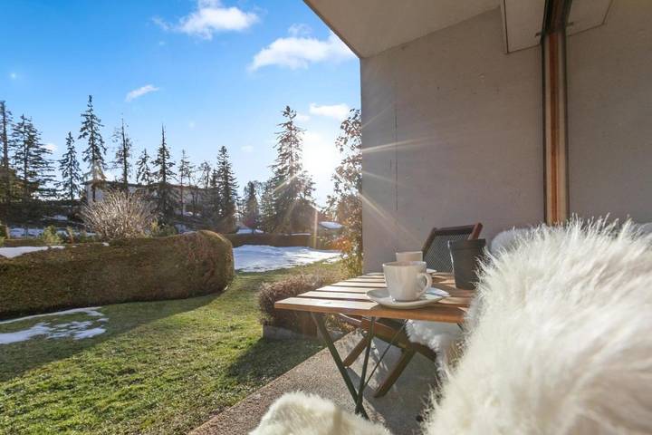 Chalet pour 2 personnes, avec piscine ainsi que vue et jardin à Crans-Montana - 2