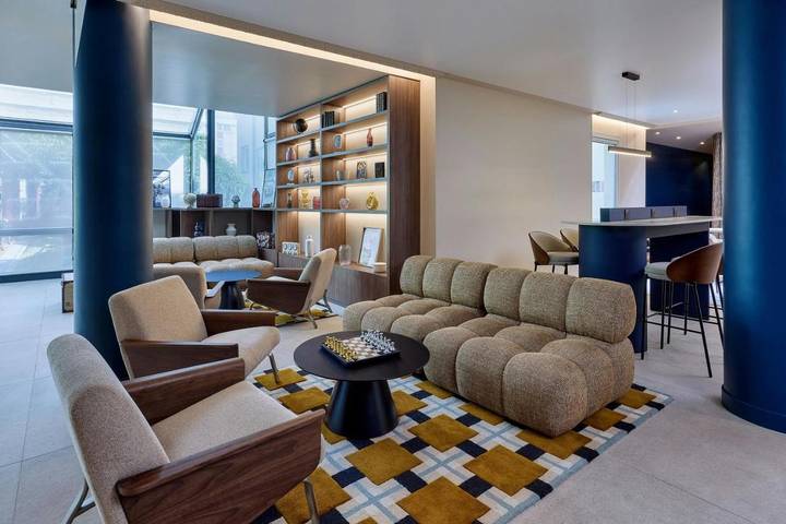 Hôtel pour 2 personnes, avec Terrasse à Roissy-en-France