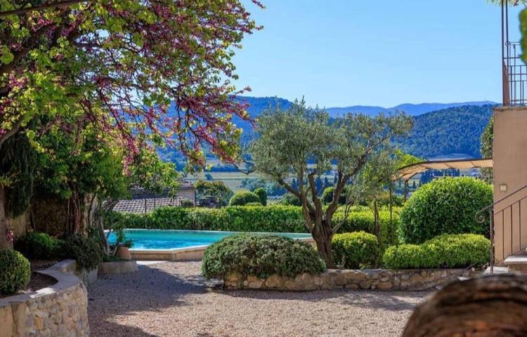 Location de vacances pour 2 personnes, avec vue ainsi que piscine et jardin à Roaix - 4