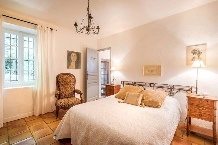 Gîte pour 8 personnes, avec jardin et piscine à Saint-Montan - 3