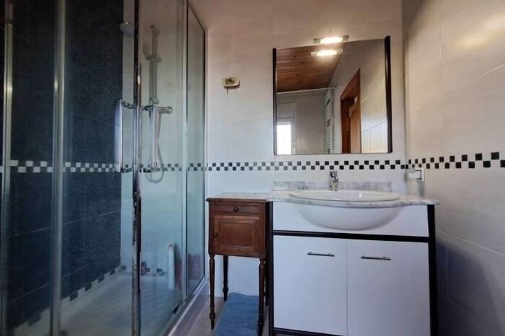 Villa Xaloc · 6 bedrooms · 9 beds · 3 baths in Maçanet de la Selva, Costa Brava