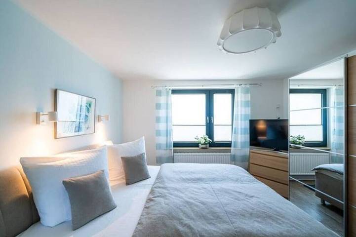 Ferienhaus für 6 Personen, mit Whirlpool und Balkon sowie Garten und Sauna in Zirkow - 3