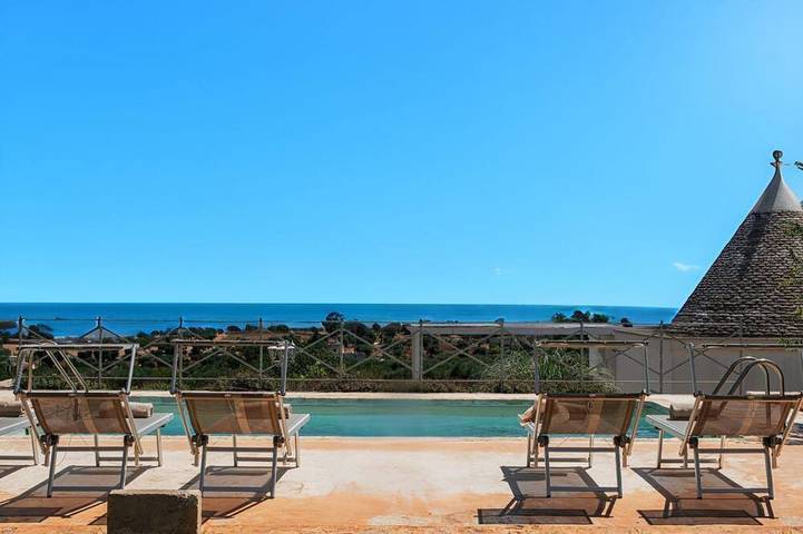 Agriturismo voor 8 personen, met tuin en zwembad in Monopoli