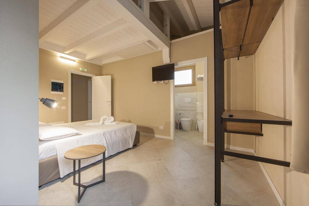 Deluxe Family Room in Camisa, Castiadas